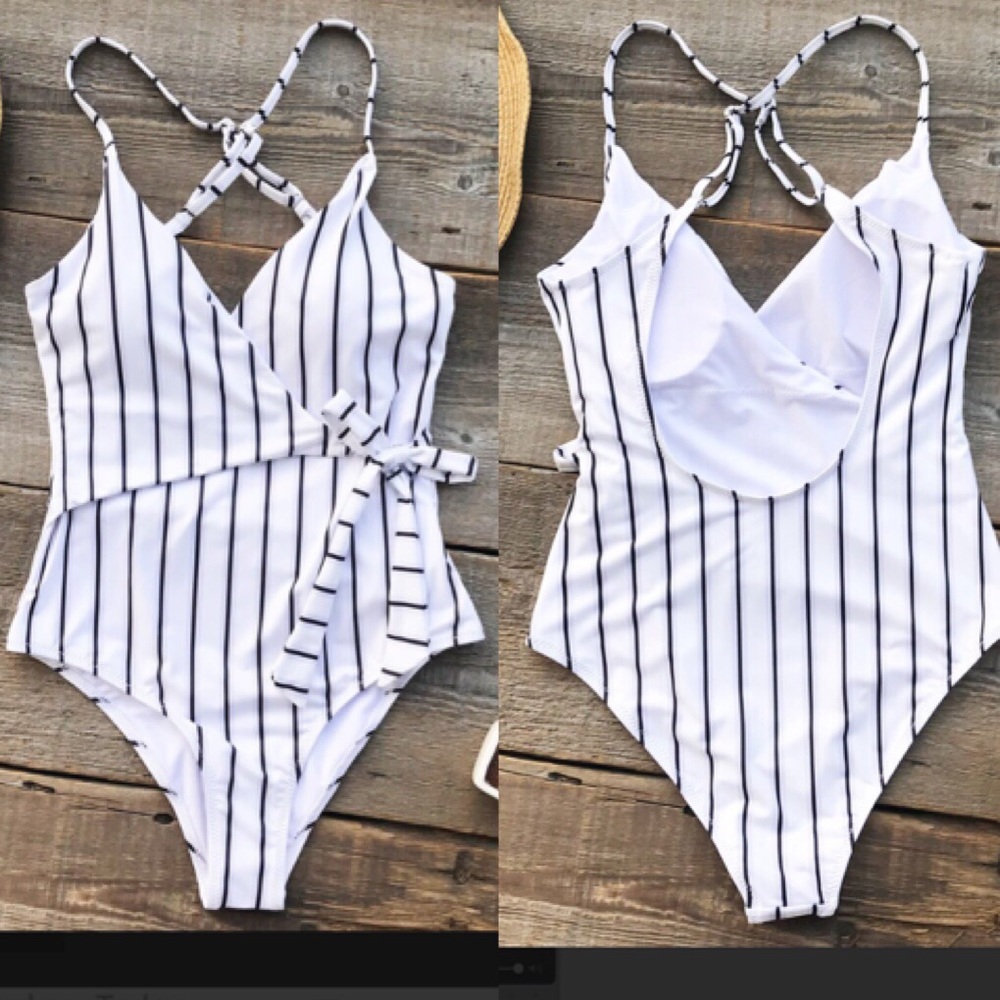 Cupshe XL Onepiece